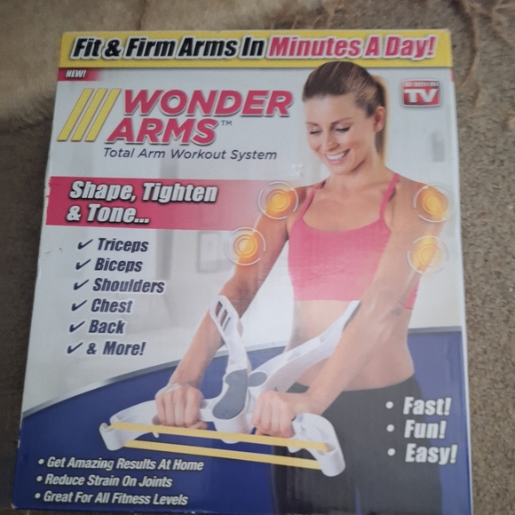 Wonder Arms - Picture 2 of 2
